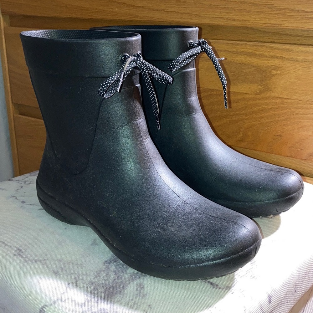 Crocs Rainboots
